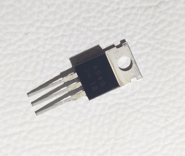 Ampli Parts - Transistor A940